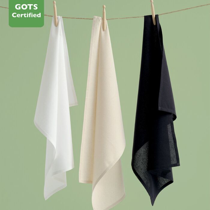 Robes / Towels Thumbnail